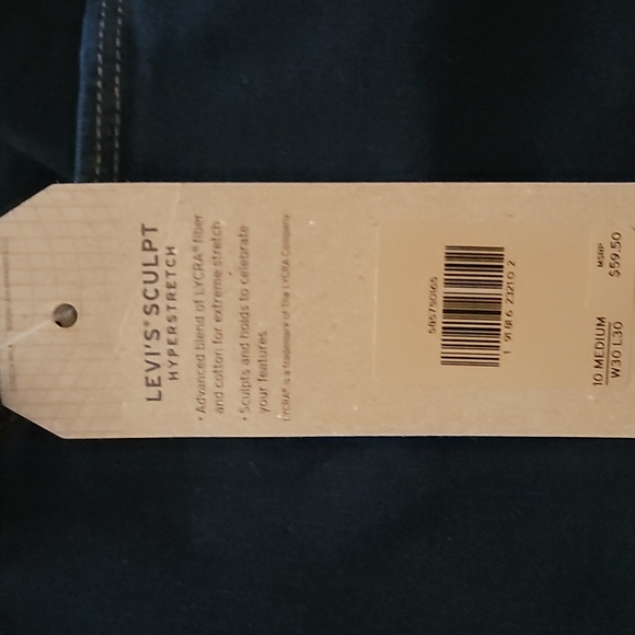 Levi's Classic Mid Rise Skinny Jeans - Picture 4 of 5